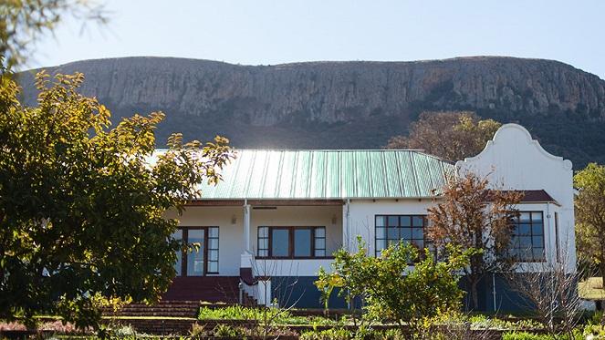 Escape The Rush At Rustig