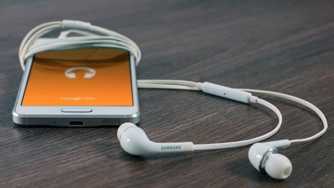 Inspiring Podcasts To Keep You Smiling