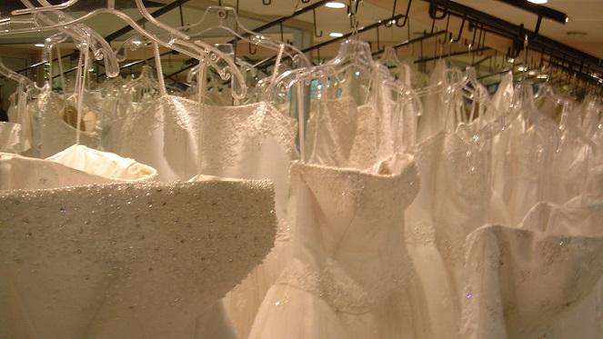 Where to Get Your Custom-Designed Wedding Dress Made
