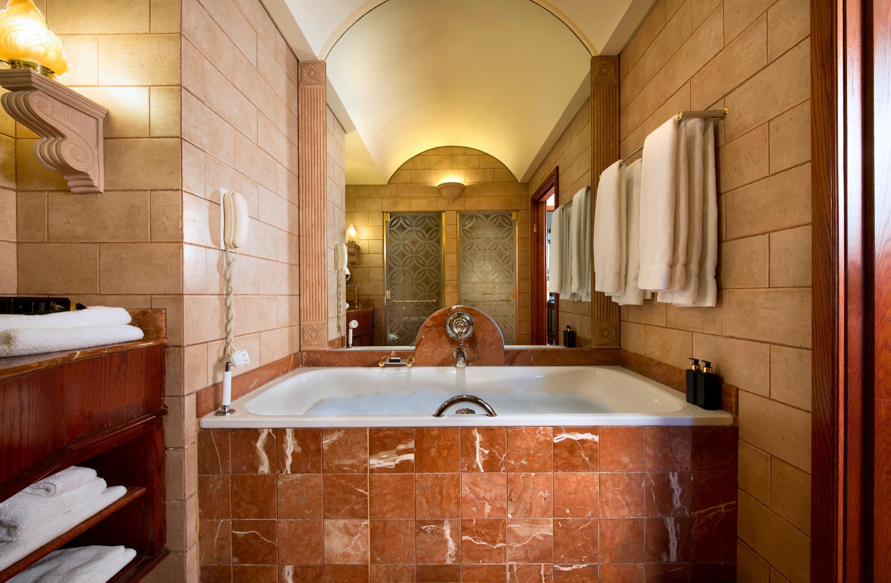 Michelangelo Hotel
