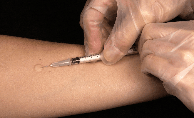The Great Winter Debate - To Flu Shot Or Not To Flu Shot?