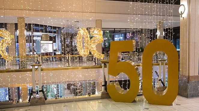 Wednesday Night Festive Shopping at Hyde Park Corner