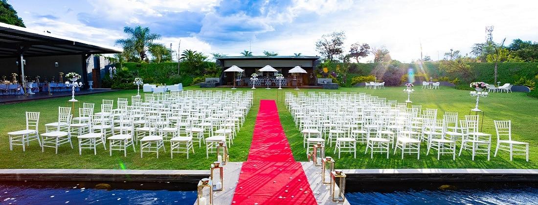 Host Your Dream Wedding At The Garden Venue