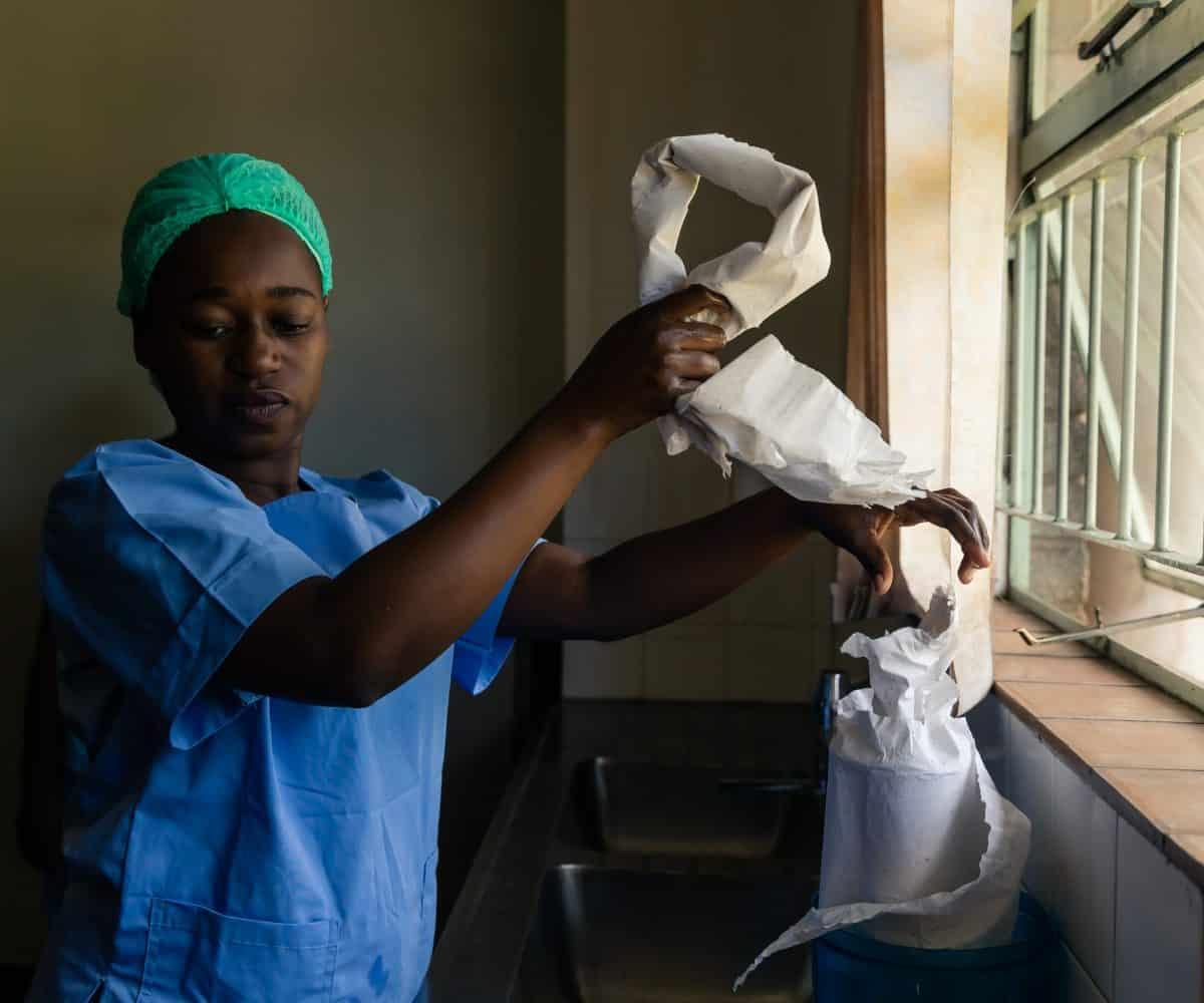 Coronavirus update: First COVID-19 case confirmed in Zimbabwe