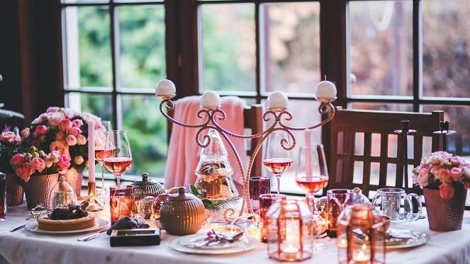 Enjoy A Christmas Lunch Feast At Emperors Palace!