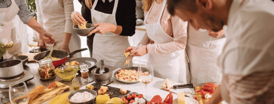 Spice Up The Romance With These Couples Cooking Classes