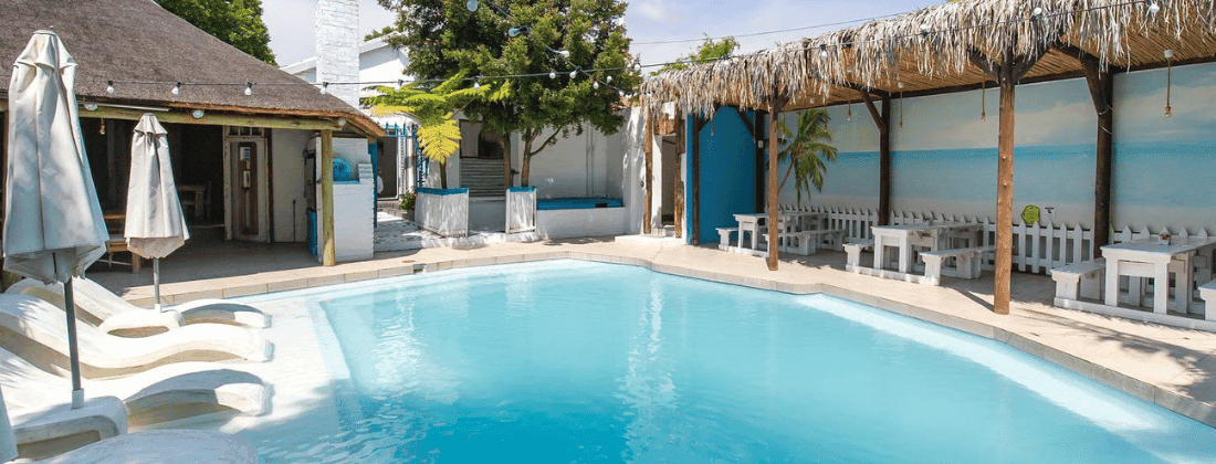 The Fat Mermaid - A Suburban Greek Paradise