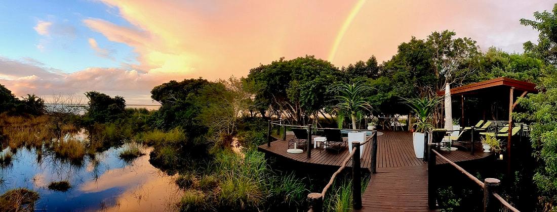 Explore & Experience Beautiful Scenery At Makakatana Bay Lodge