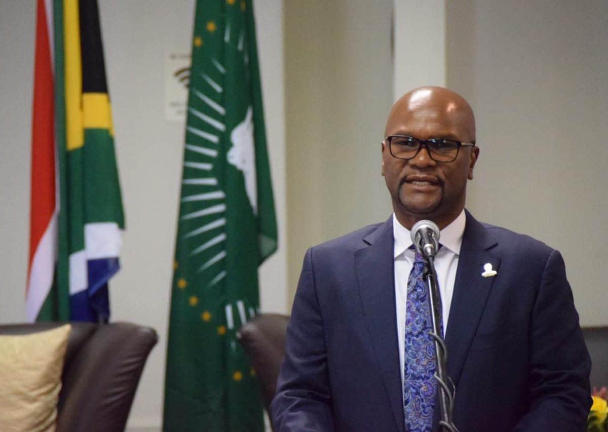 Nathi Mthethwa: Minister’s brush with coronavirus under scrutiny