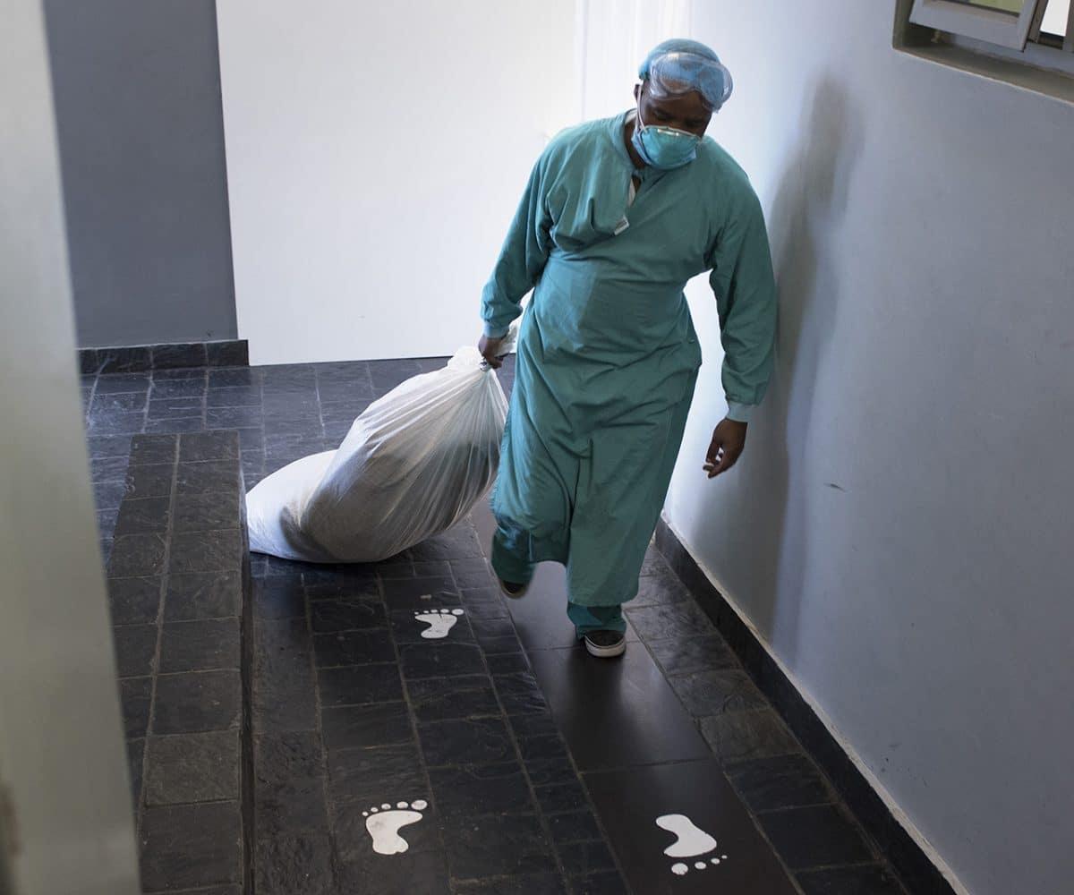 African medics struggle in coronavirus ‘war zone’