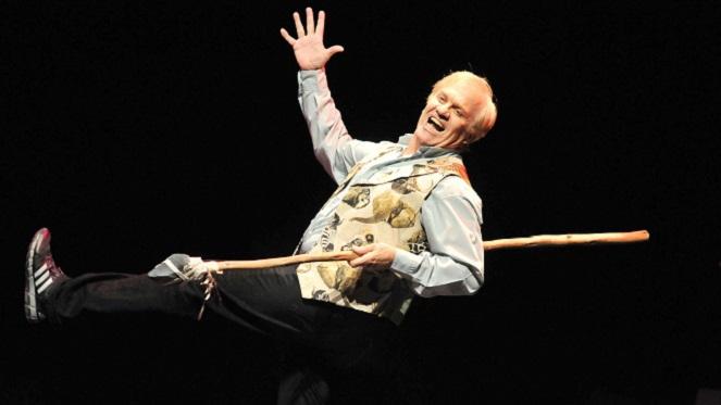 Defending The Caveman At The Balalaika