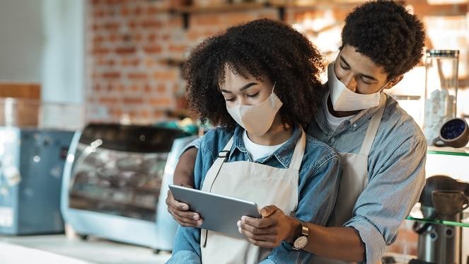 Business: What's More Important,Customer or Expert reviews?